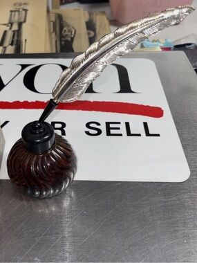Vintage Avon Inkwell Decanter Spicy After Shave Bottle with Pen 6 oz W Retro Box